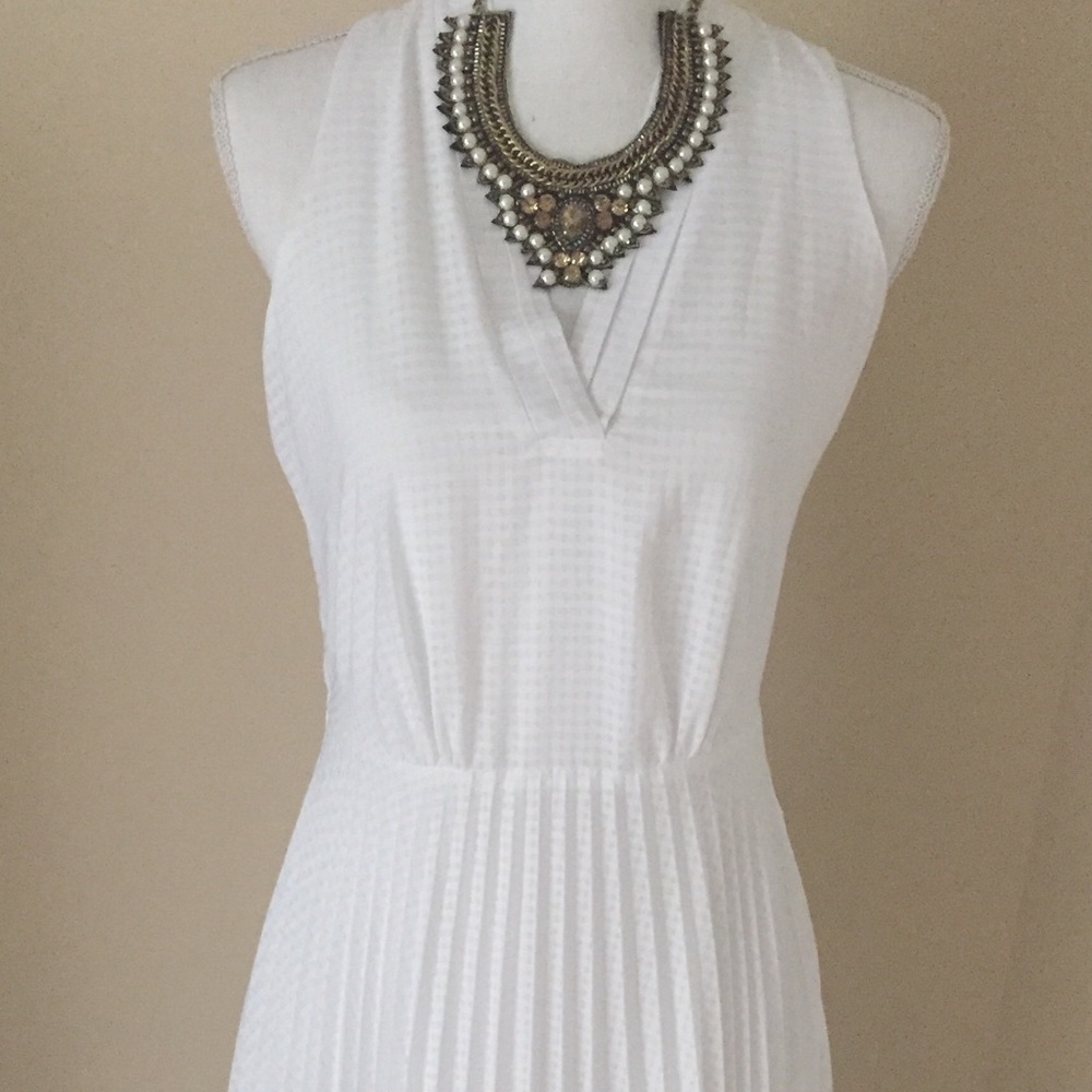 White Marylin Monroe Style Dress - Pleated 👗